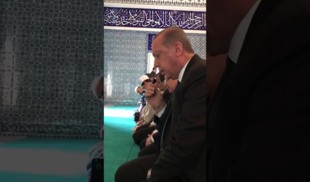 Erdoğan, Çamlıca Camii'nde Kur'an okudu...