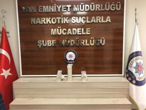 Elindeki uyuşturucuyla yürüyen şahıs tutuklandı