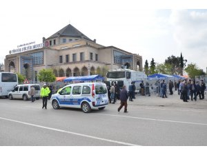 Yüreğir’de geçersiz oyların sayımına başlandı