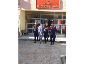 Göçmen kaçakçısı tutuklandı