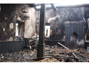 Miraç Gecesi camileri yandı