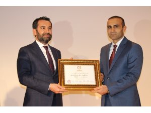 Mazbatasını alan Elazığ’ın yeni başkanı Şerifoğulları, göreve başladı