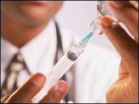 Halkapınar'da dişi buzağılar aşılanıyor