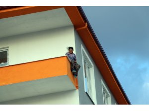 Miras yüzünden intihara teşebbüs eden kadını eşi son anda yakaladı
