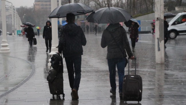 Meteoroloji o bölgeleri saat vererek uyardı!