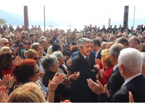 Marmaris Belediye Başkanı Mehmet Oktay göreve başladı