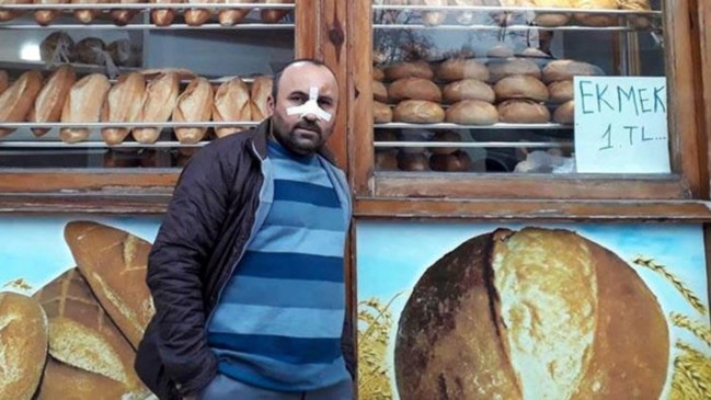 Ucuz ekmek satan fırıncıyı dövdüler!