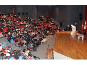 Üniversiteler üretimin dinamosu olmak zorunda