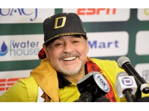Maradona’nın başı Meksika Futbol Federasyonu ile dertte
