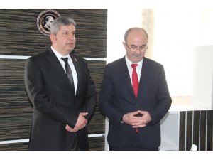 Bünyan Belediyesi'nde devir teslim