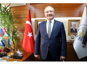 Sivas Belediye Başkanı Bilgin görevi devraldı