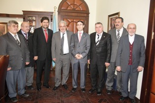 Rektör'den okul istediler