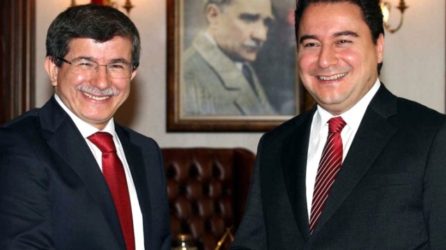 Davutoğlu ve Babacan Yeni Parti İçin Harekete Geçiyor