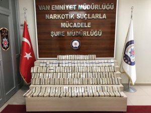 Van’da koliler içerisinde 62 kilo eroin ele geçirildi
