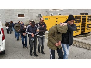 Samsun’da uyuşturucudan 7 zanlı adliyede
