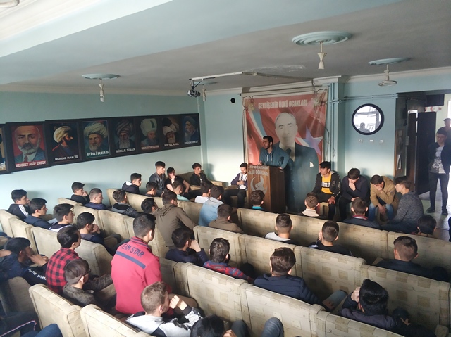 Seydişehir’de Türkeş anıldı