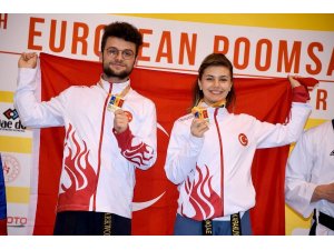 Eskişehir’in ’Altın Kızı’ Avrupa şampiyonu oldu