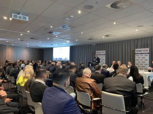 Artan Türkiye-Hollanda ticaret hacmi Hollanda’da konuşuldu