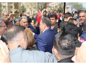 Lütfü Savaş mazbatasını aldı
