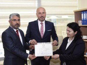 Başkan Hasan Togar mazbatasını aldı