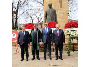 "Avukatlar adaletin bekçisi ve emekçisidir"