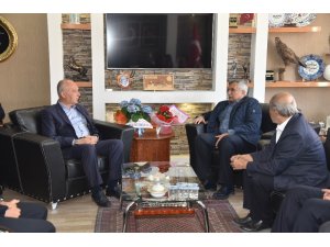 AK Parti MKYK Üyesi Subaşı Rekor Başkanı Tebrik Etti