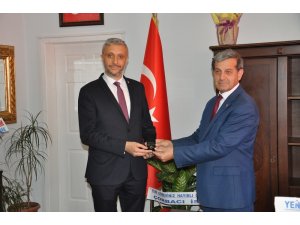 Simav Belediyesi’nde devir-teslim töreni