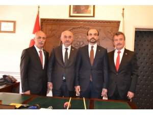 Yenişehir Belediye Başkanı Davut Aydın görevi devraldı