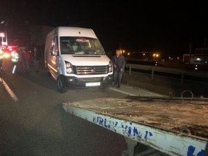 Ankara’nın Polatlı ilçesinde yolcu minibüsü devrildi: 4 yaralı