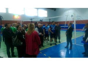 Bozyazı Kurumlar Arası Kaymakamlık Voleybol Turnuvası başladı