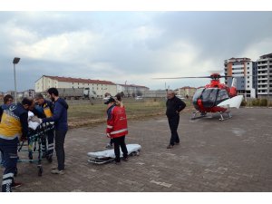 Hava ambulansı kalp hastası için havalandı