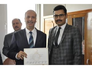 Başkan Bozkurt mazbatasını aldı