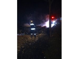 Bolu’da kaza yapan otomobil alev alev yandı