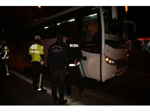 Emniyet ve Jandarma’dan "Göçmen kaçakçılığı ve yasa dışı bahis" uygulaması
