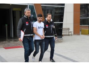 Yasa dışı bahis oynatılan ofis görünümlü iş yerine suçüstü operasyon: 1 gözaltı