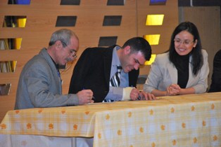 Sarayönü'nde kaymakama veda yemeği