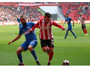 TFF 2. Lig: Yılport Samsunspor: 1 - Sarıyer: 1