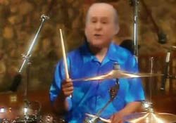 Bahçeli'ye de bateri çaldırdılar