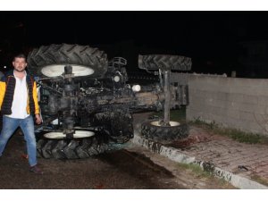 Tekirdağ’da Kamyonet Traktöre çarptı: 4 Yaralı