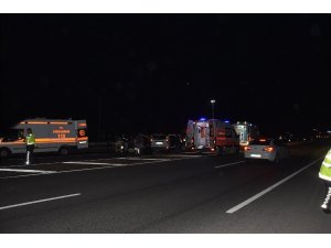 Akhisar’da feci kaza 1 ölü 5 yaralı