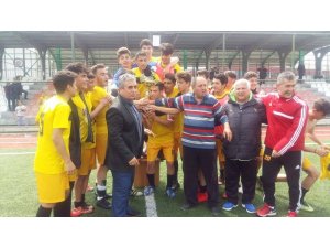 Kocasinan Şimşekspor, Osmaniye’de şampiyon oldu