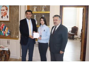 Kaymakam Kara’dan başarılı öğrencilere tebrik
