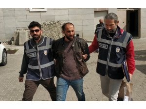Muhtarlık seçimi tartışmasında dehşet saçan marketçi adliyede