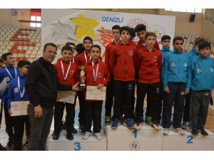 Badminton Türkiye Finalleri Denizli’de yapıldı