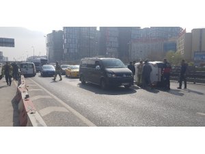 Bariyerlere çarpan araç takla attı E-5’te trafik durma noktasına geldi