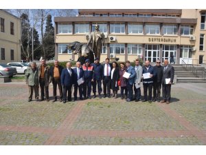 Sinop’ta muhtarlar mazbatalarını aldı