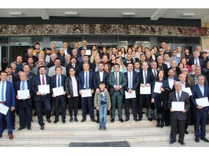 Arguvan Belediye Başkanı Kızıldaş, mazbatasını aldı