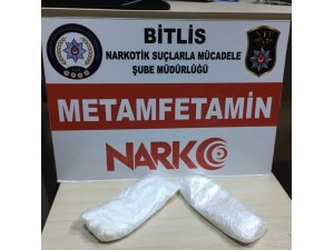 Bitlis’te 451 gram metanfetamin ele geçirildi