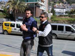 Alanya’da gençleri zehirleyen eroin taciri yakalandı