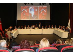 Marmaris Belediye Meclisi toplantısı halka açık yapıldı